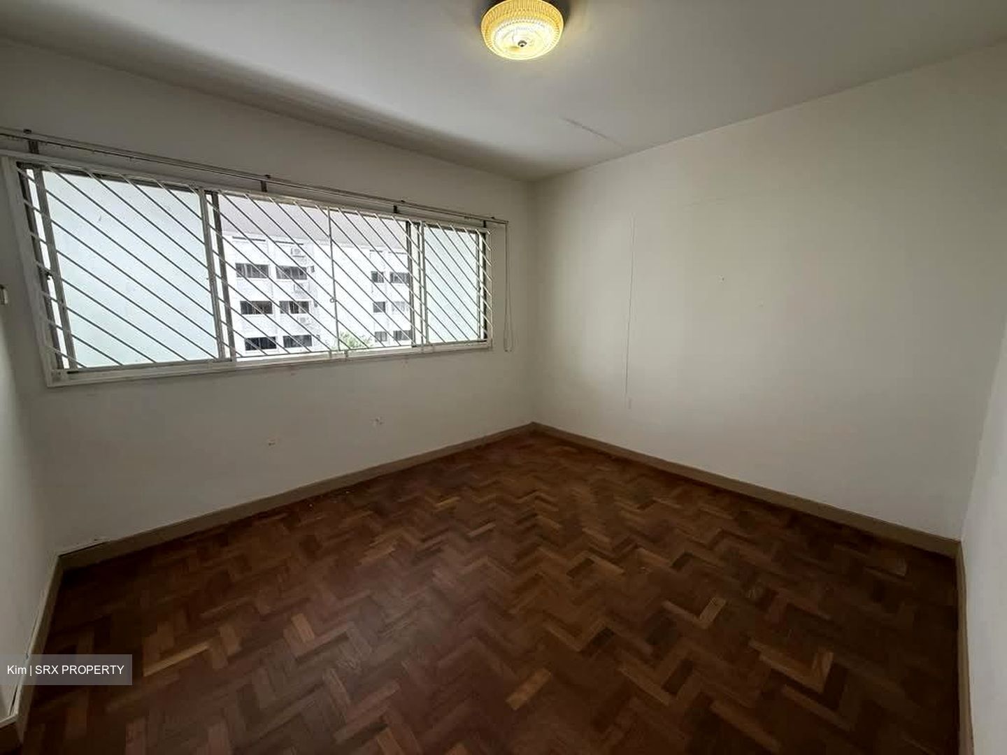 Blk 322A Jurong East Street 31 (Jurong East), HDB Executive #559804391